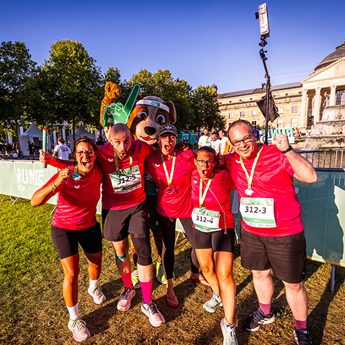 RUN5 TEAMSTAFFEL Zieleinlauf